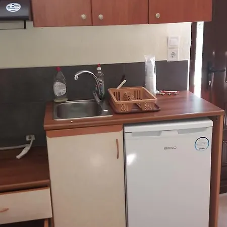 Lägenhet Στούντιο κοντά στο Πανεπιστήμιο, περιοχή κόμβος ΤΕΙ *